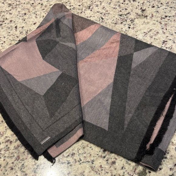 Soia & Kyo Larisa scarf - Picture 5 of 9